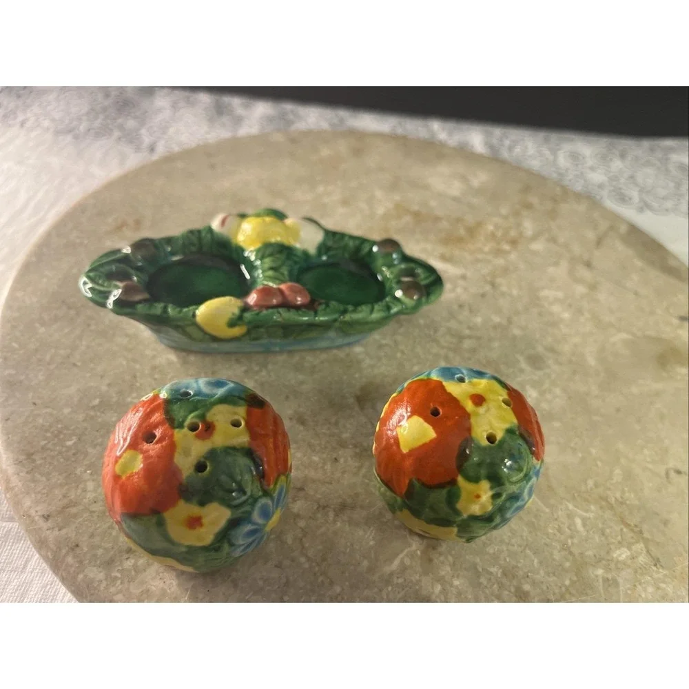 2 Sets VTG Japanese Floral And Rooster &Chicken Salt And Pepper  Shakers W/Trays